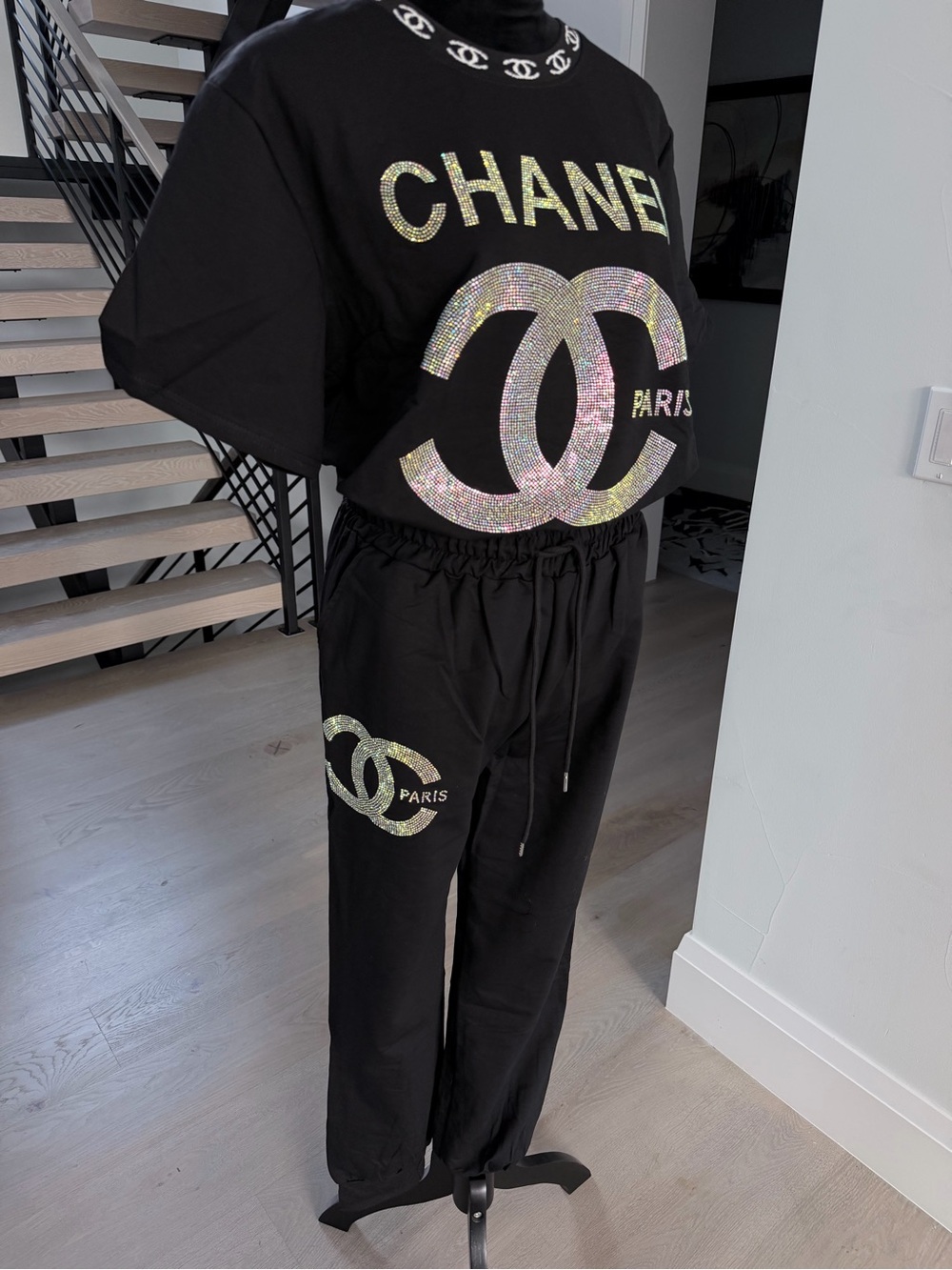 Black Logo Track Joggers and oversized tshirt size pantsuit tracksuit size M - Picture 8 of 10
